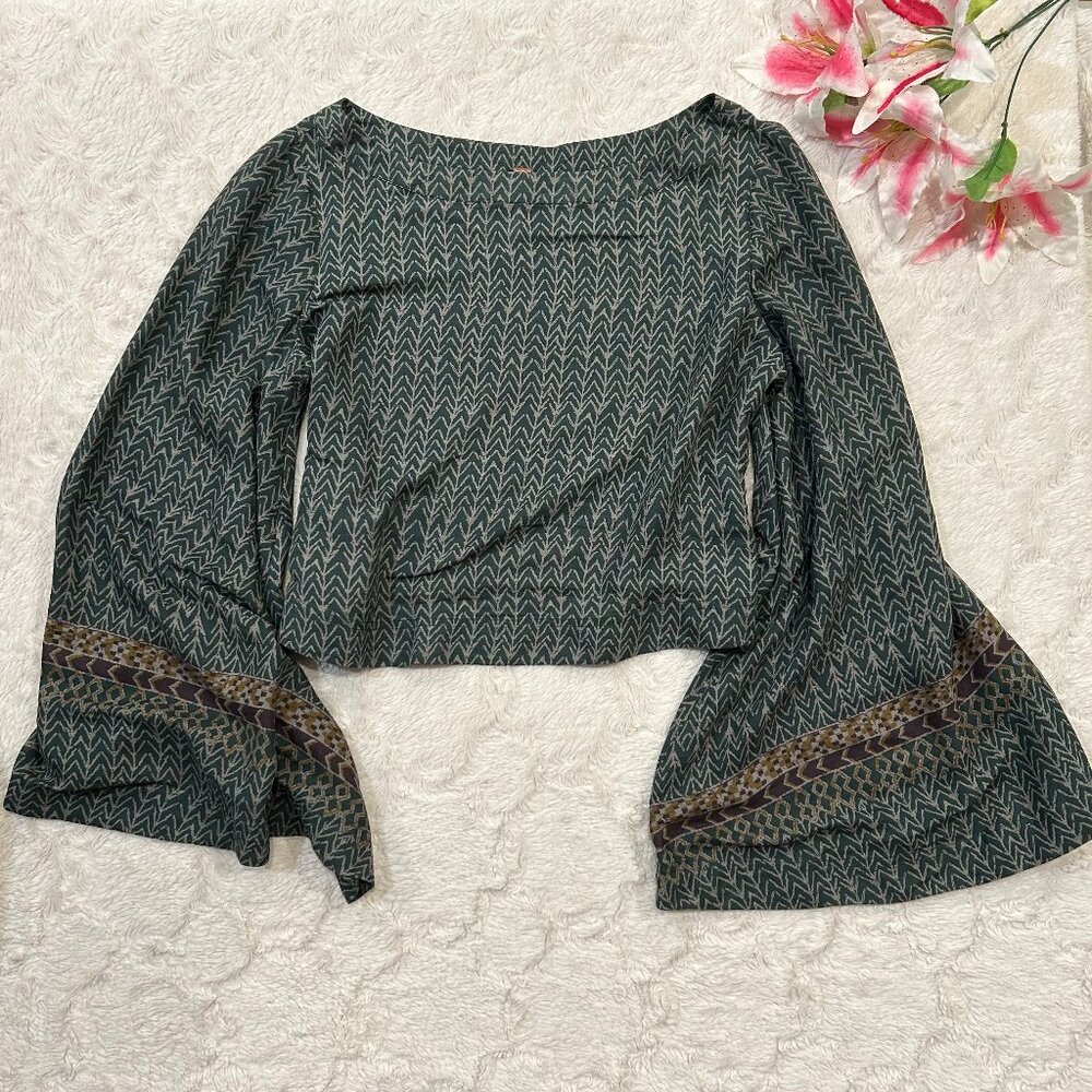 Free People - Stars Aligned Bell Sleeved Cropped Blouse Top Jade Combo Bohemian